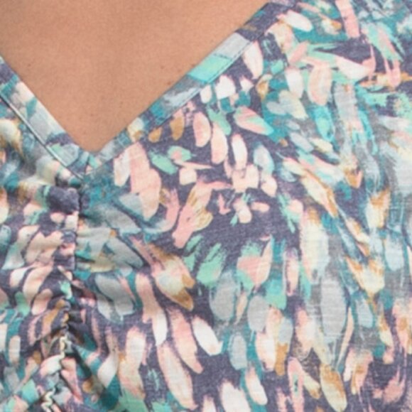 DEMOCRACY Short Sleeve Woven Top - Picture 3 of 4